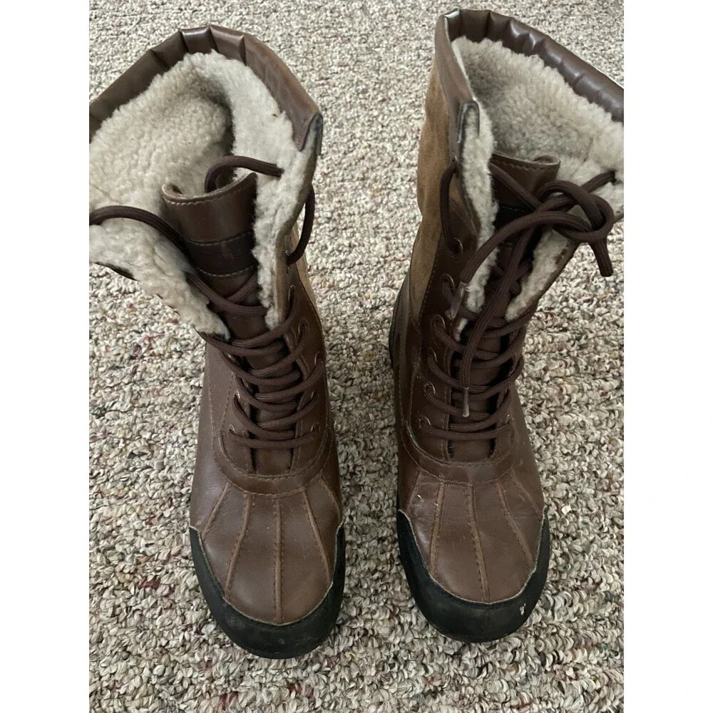 UGG youth round calf